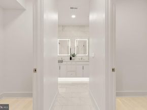 509 L Street NE 4B, Washington DC 20002