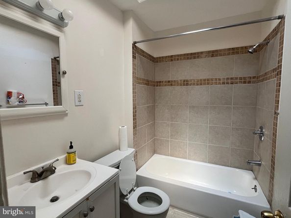 1640 S Lindenwood Street, Philadelphia PA 19143