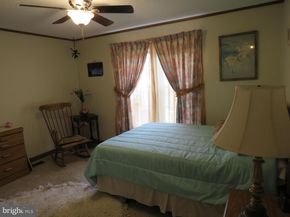 490 Goldenrod Crossing W, New Hope PA 18938