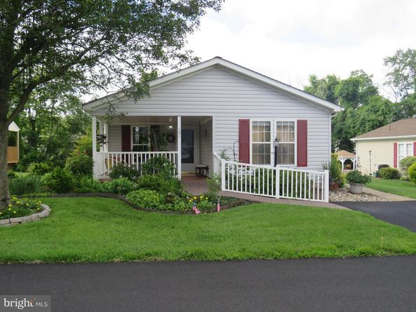 490 Goldenrod Crossing W, New Hope PA 18938