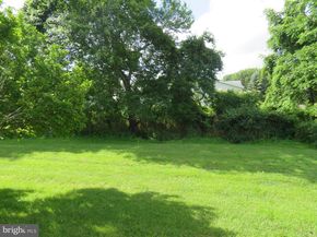 490 Goldenrod Crossing W, New Hope PA 18938