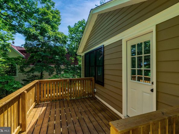 2539 Gallows Road, Dunn Loring VA 22027