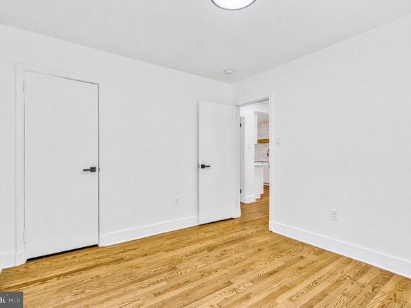 2539 Gallows Road, Dunn Loring VA 22027