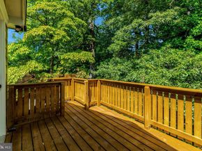 2539 Gallows Road, Dunn Loring VA 22027