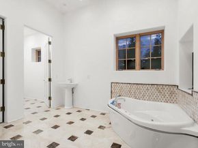 10130 Counselman Road, Potomac MD 20854