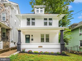 3003 20TH Street NE