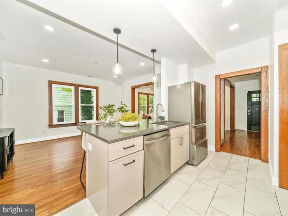 3003 20TH Street NE, Washington DC 20018