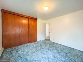 237 Lakeside Drive N, Levittown PA 19054