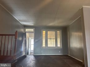 1115 E 11TH Street, Crum Lynne PA 19022