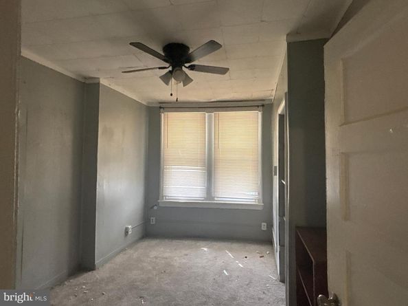 1115 E 11TH Street, Crum Lynne PA 19022