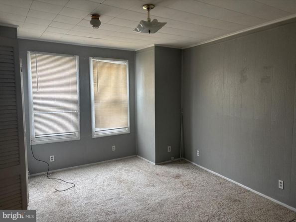 1115 E 11TH Street, Crum Lynne PA 19022