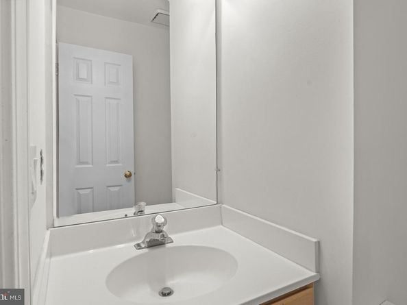8017 Trevor Place, Vienna VA 22182