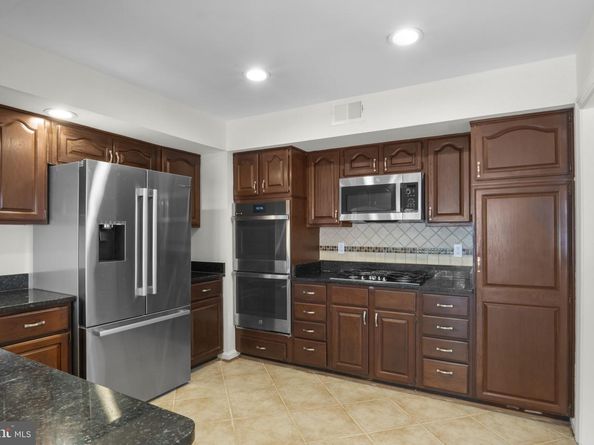 8017 Trevor Place, Vienna VA 22182