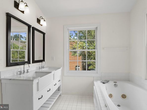 8017 Trevor Place, Vienna VA 22182