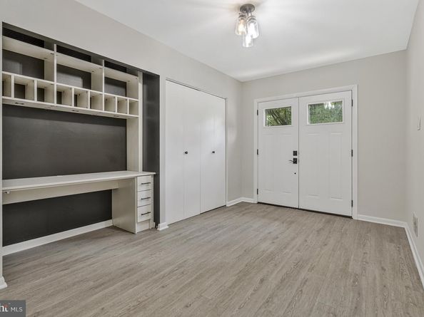 3007 Mission Square Drive, Fairfax VA 22031