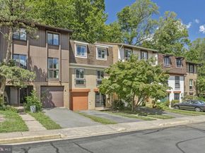 3007 Mission Square Drive, Fairfax VA 22031