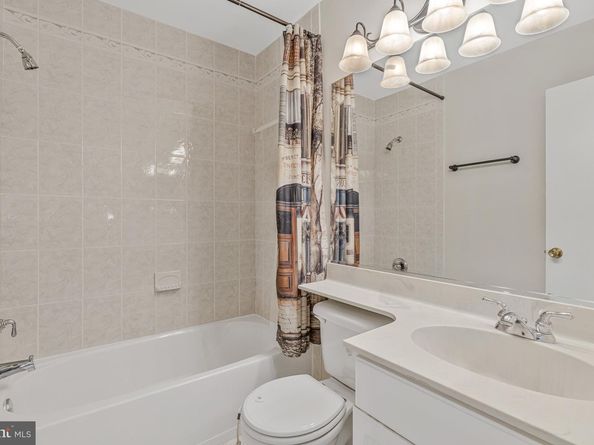 3007 Mission Square Drive, Fairfax VA 22031
