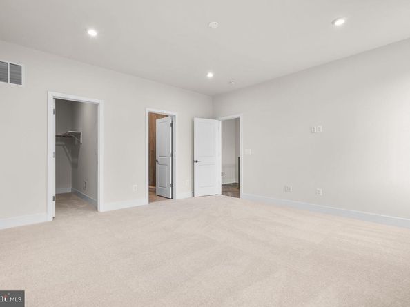 13724 Aviation Place, Herndon VA 20171