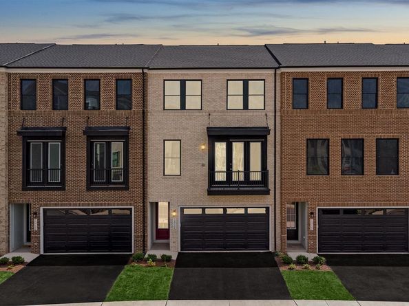 13724 Aviation Place, Herndon VA 20171