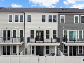13724 Aviation Place, Herndon VA 20171