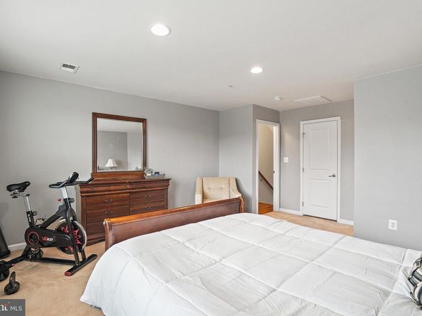 3825 Commodore Joshua Barney Drive NE, Washington DC 20018