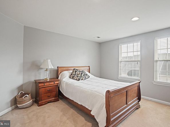 3825 Commodore Joshua Barney Drive NE, Washington DC 20018