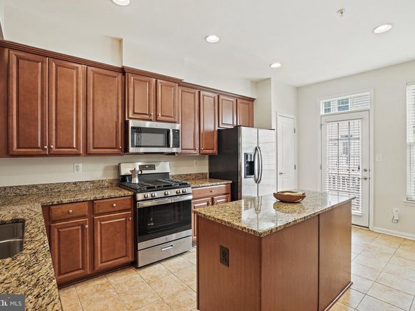 3825 Commodore Joshua Barney Drive NE, Washington DC 20018
