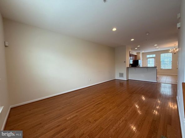 3825 Commodore Joshua Barney Drive NE, Washington DC 20018