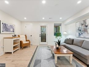 922 8TH Street NE, Washington DC 20002