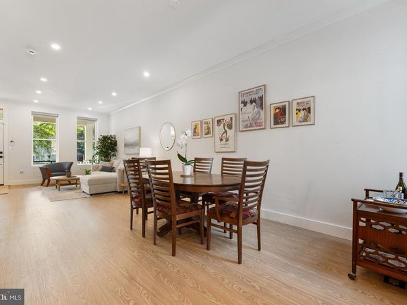 922 8TH Street NE, Washington DC 20002