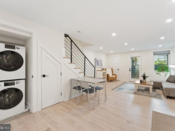 922 8TH Street NE, Washington DC 20002
