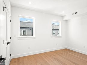 2811 S Hutchinson Street, Philadelphia PA 19148