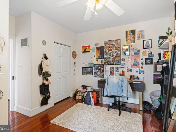 1935 Spring Garden Street, Philadelphia PA 19130