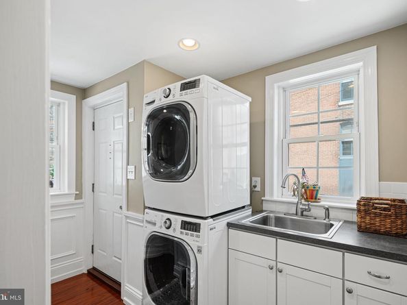 1935 Spring Garden Street, Philadelphia PA 19130