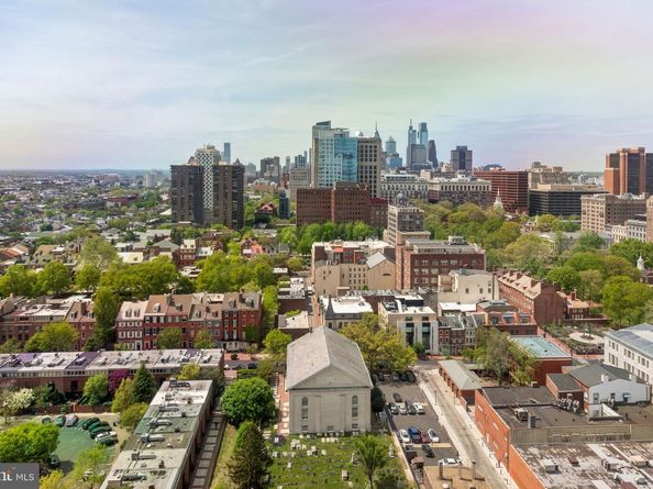 200 Locust Street 24BN, Philadelphia PA 19106
