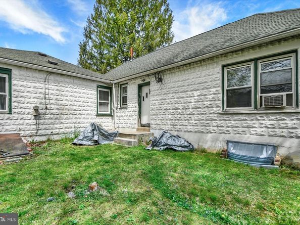 214-216 Beech Road, Wallingford PA 19086
