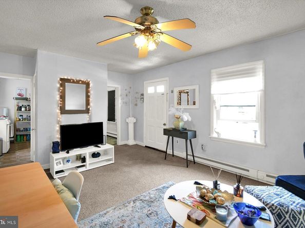 214-216 Beech Road, Wallingford PA 19086