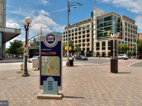 229 N George Mason Drive 2291, Arlington VA 22203