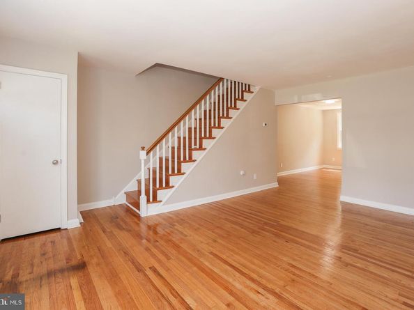 607 Briarcliff Road, Upper Darby PA 19082