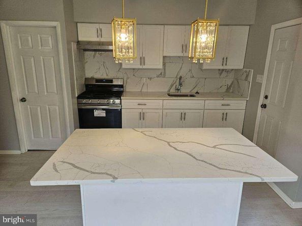 2617 S 73rd Street, Philadelphia PA 19153