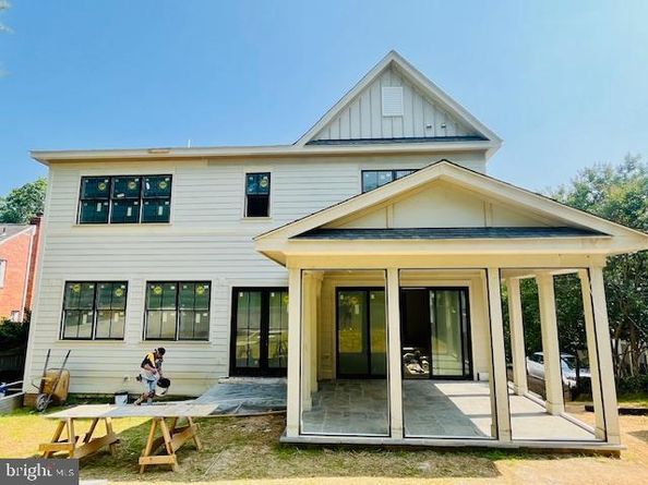 2541 23rd Road N, Arlington VA 22207