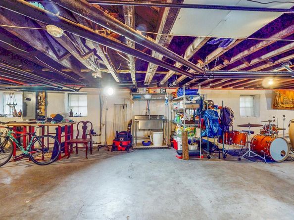 328 N 39TH Street, Philadelphia PA 19104
