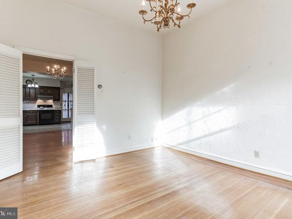 513 Pine Street, Philadelphia PA 19106