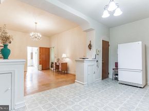513 Pine Street, Philadelphia PA 19106