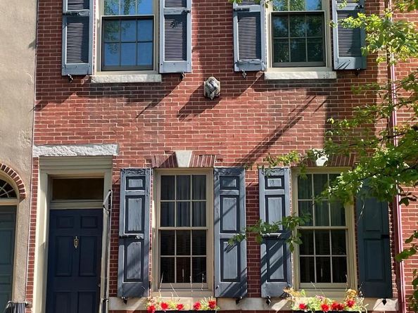 513 Pine Street, Philadelphia PA 19106