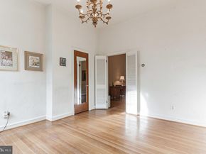 513 Pine Street, Philadelphia PA 19106