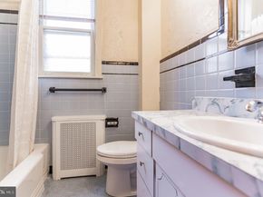 513 Pine Street, Philadelphia PA 19106