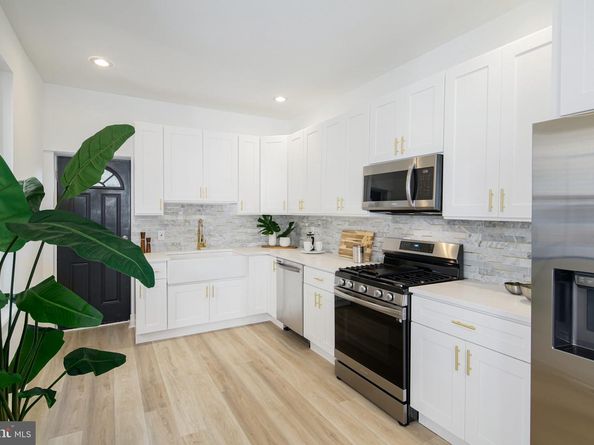 5236 W Jefferson Street, Philadelphia PA 19131