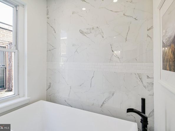 5236 W Jefferson Street, Philadelphia PA 19131