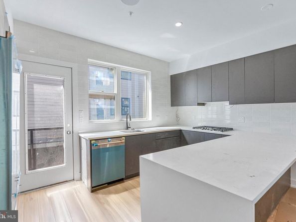 600 Fairmount Avenue H2  UPPER, Philadelphia PA 19123